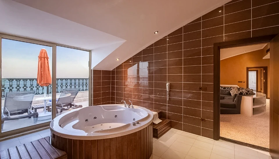 هتل مگا سرای وست بیچ آنتالیا